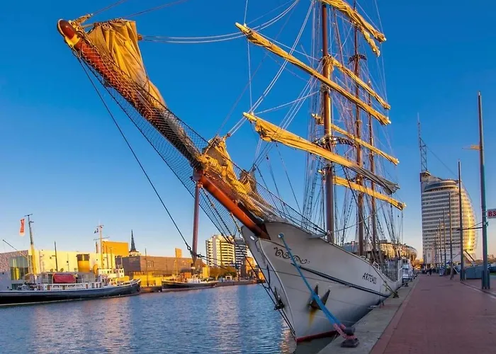 Tallship Artemis