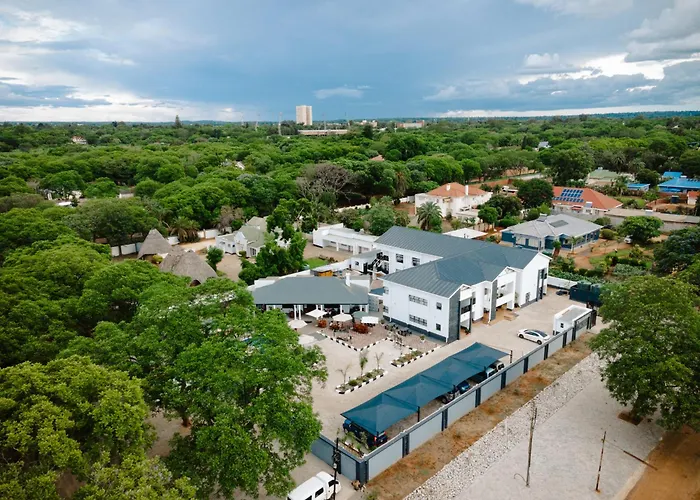 10 On Pauling Hotel Bulawayo