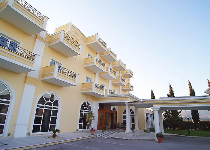 Kouros Hotel