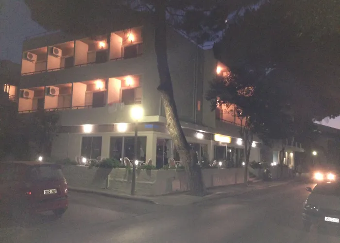 Phaethon Hotel