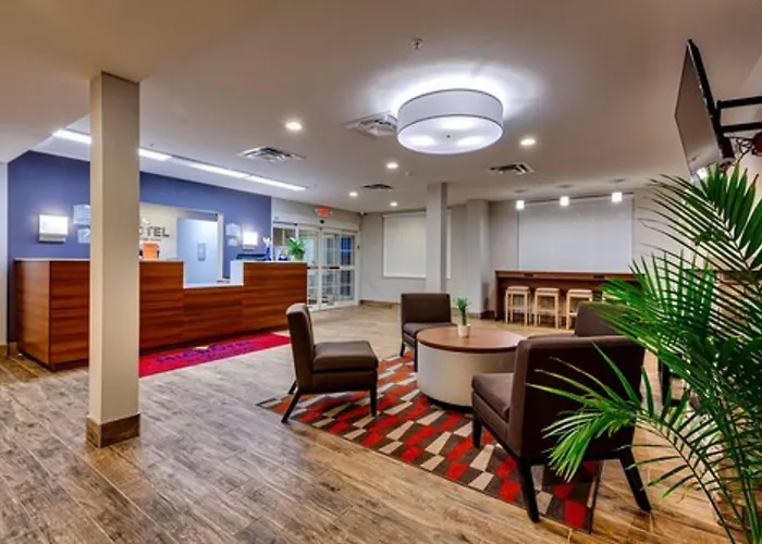 Microtel Inn & Suites By Wyndham Niagara Falls