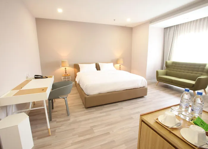 D'Anggerek Serviced Apartment
