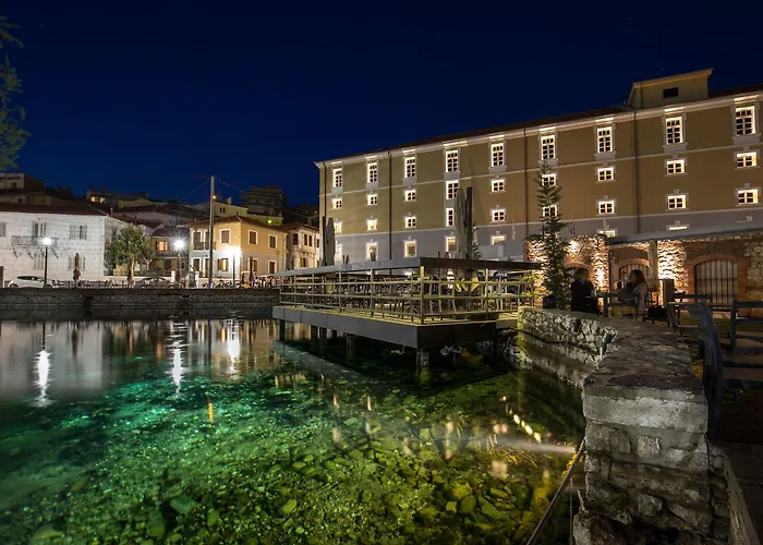 Hydrama Grand Hotel