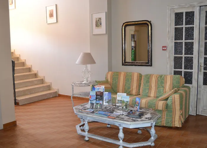 Hotel Cyrnea