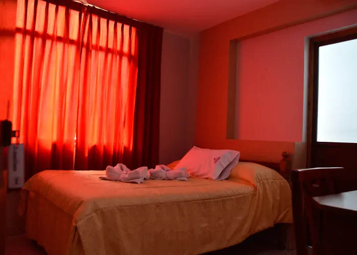 Hotel Jorge Chavez