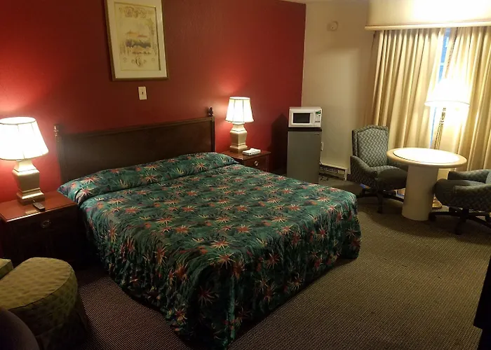 Maplehurst Motel