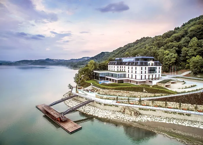 Heron Live Hotel Marina & Spa