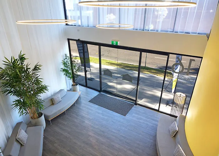 Value Suites Green Square