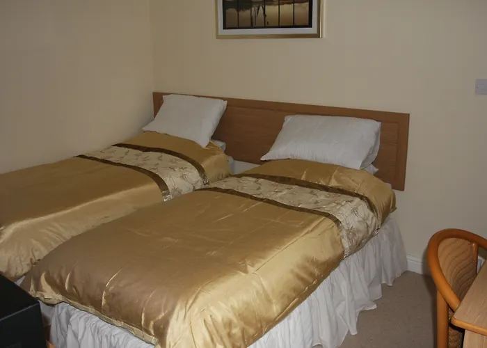 Cottage Lea'S Country Hotel & Restaurant