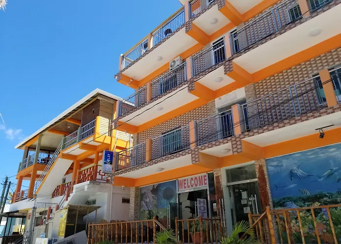 Enjoy Hotel