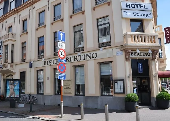 Hotel De Spiegel