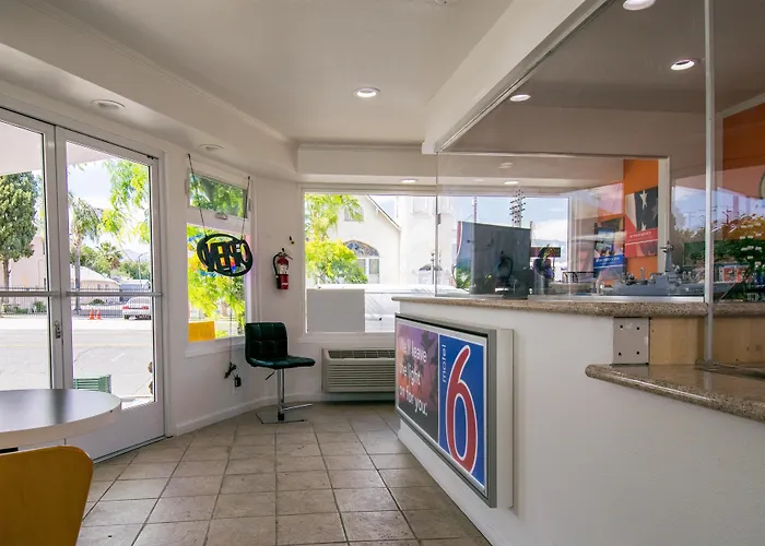 Motel 6-San Bernardino, Ca - Downtown