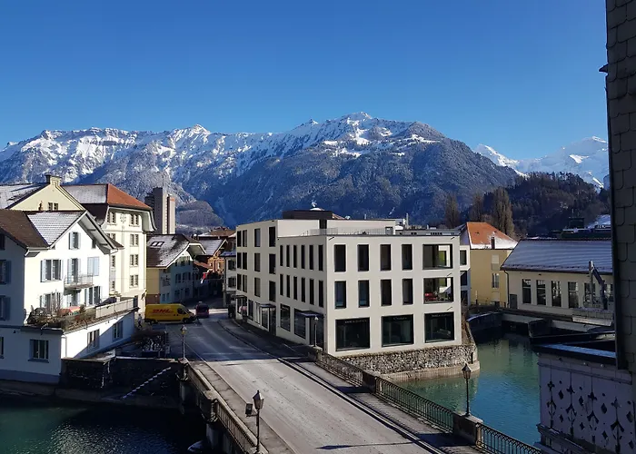 The Aarburg Hotel & Cafe