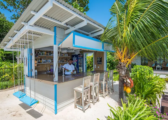 Le Nautique Waterfront Hotel La Digue