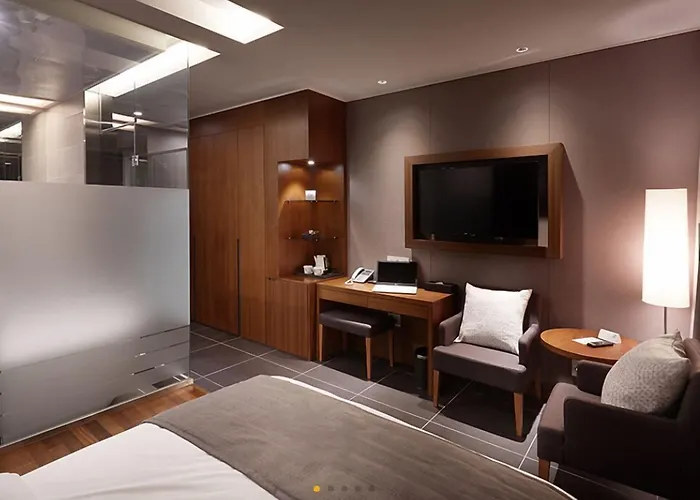 Osong H Hotel Sejong City