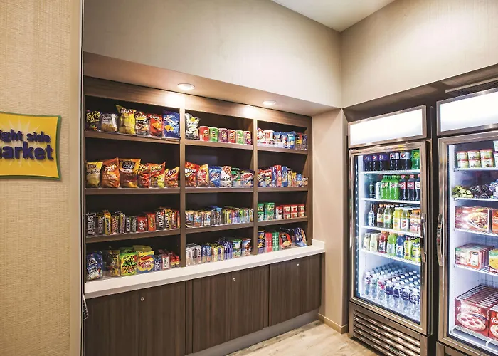 La Quinta By Wyndham Wichita Northeast