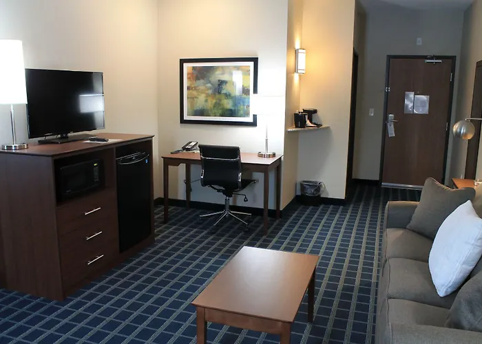 Reston Lodge & Suites - Emmetsburg