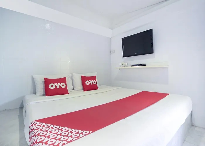 Oyo 1054 Phuket Backpacker Hostel