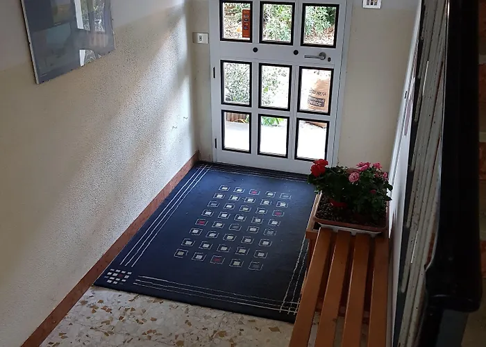 Hotel Triana e Tyche