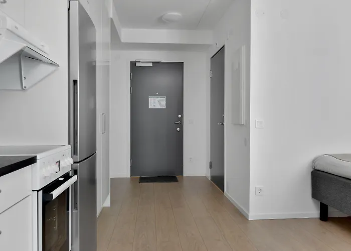 Forenom Hotels & Apartments Flemingsberg - 10Min From Aelvsjoe