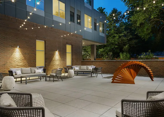 Ac Hotel By Marriott Chapel Hill Downtown