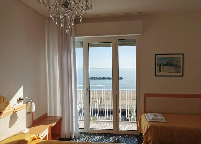 Hotel Rosa Meuble