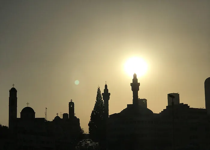 Sun Rise Hotel & Hostel & Tours