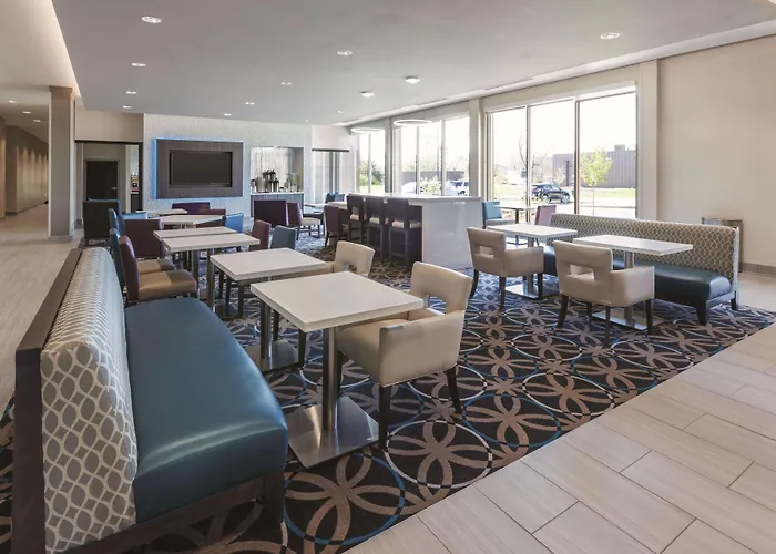 La Quinta By Wyndham Terre Haute