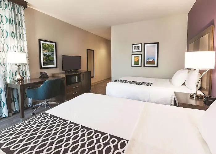 La Quinta By Wyndham Terre Haute