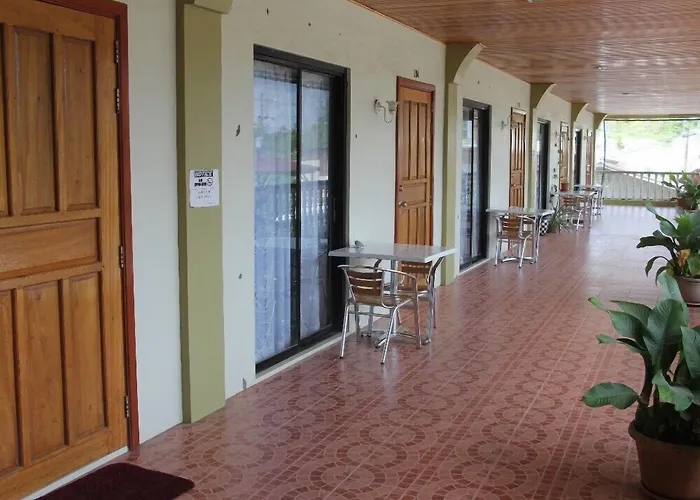 S&C Hotel Suites And Apartments