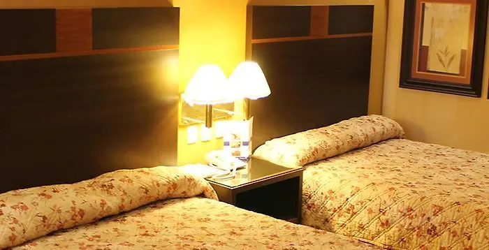 Hotel Plaza Las Quintas