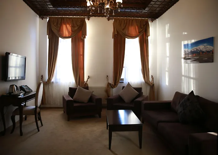 Cheltikov Hotel