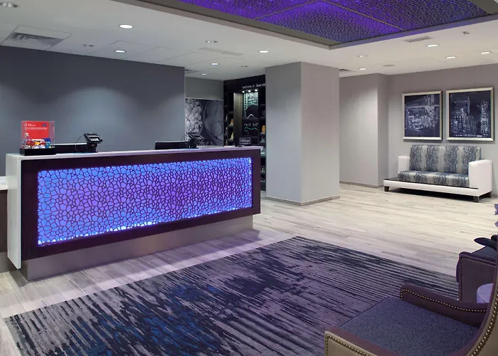 Hampton Inn & Suites Chicago-Burr Ridge