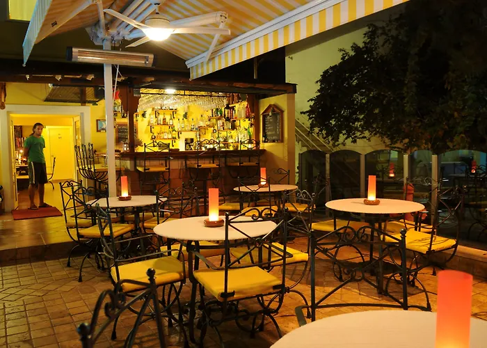 A&B Home Hotel