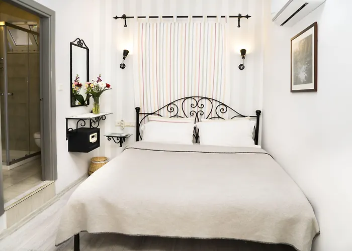 A&B Home Hotel