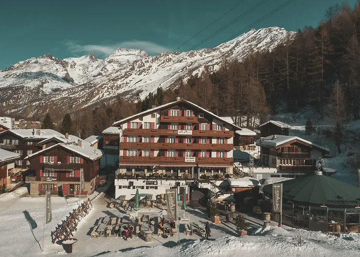 Hotel The Larix Ski-In Ski-Out