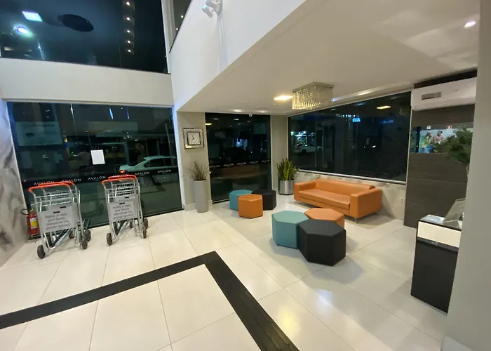 Hotel Avalon Maringa Economico