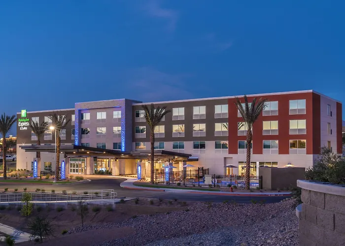 Holiday Inn Express & Suites Lake Havasu - London Bridge By Ihg