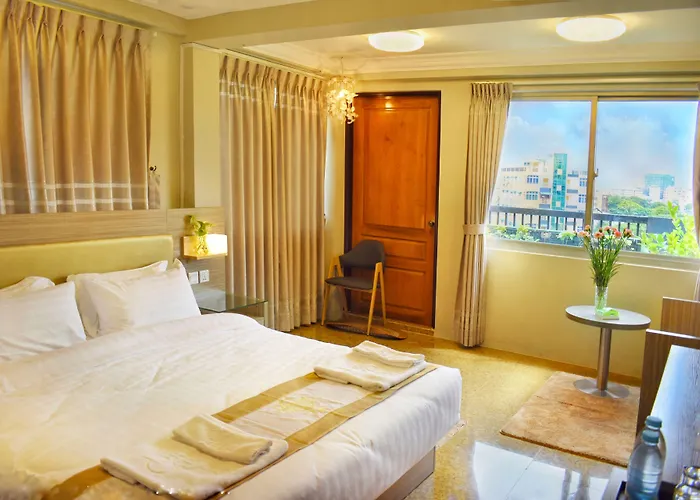 Serene Stays Hotel