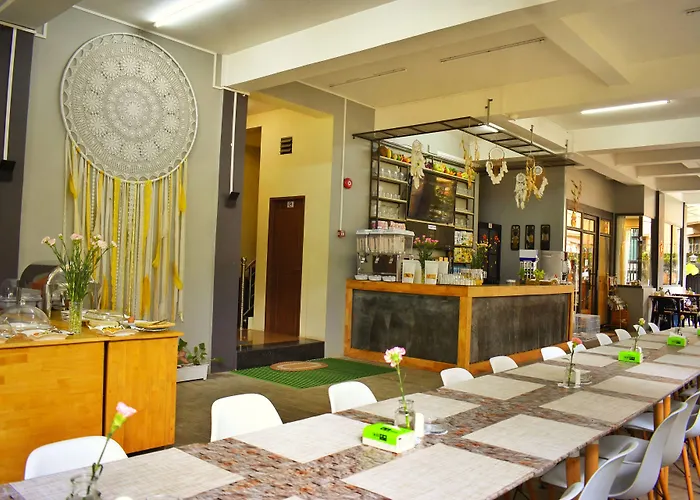 Serene Stays Hotel
