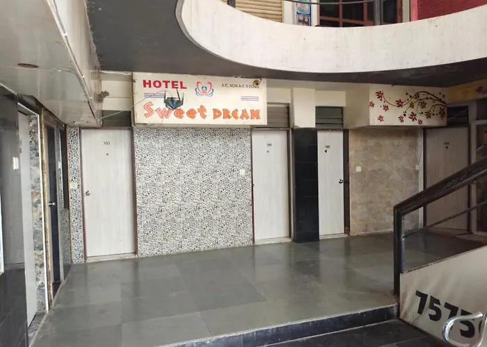Dream Hotel