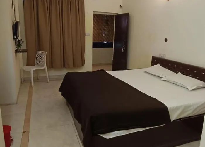 Club India Rooms