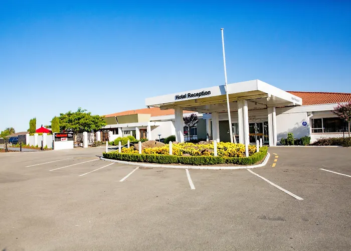 The Redwood Hotel