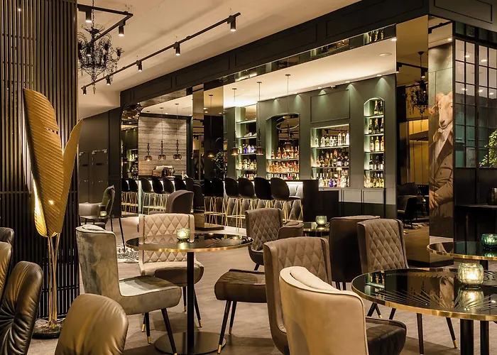 Motel One Paris-Porte Doree