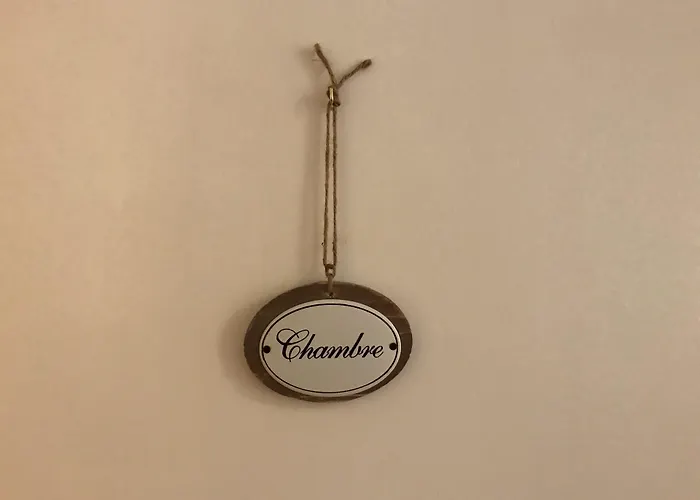 Hotel Raymond VII