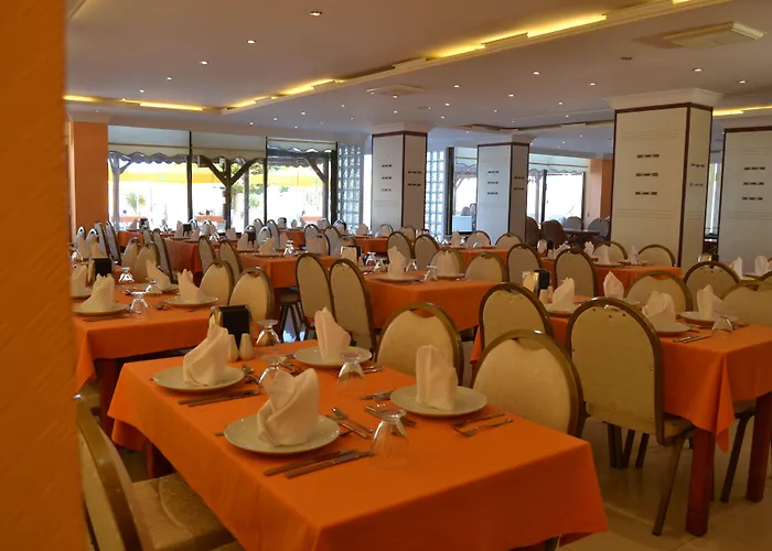Admiral Hotel