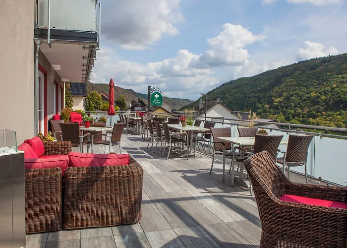 Hotel-Restaurant-Weingut Kapellenhof