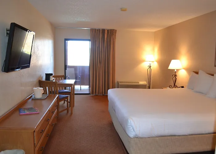 The Lodge At Cliff Castle Casino