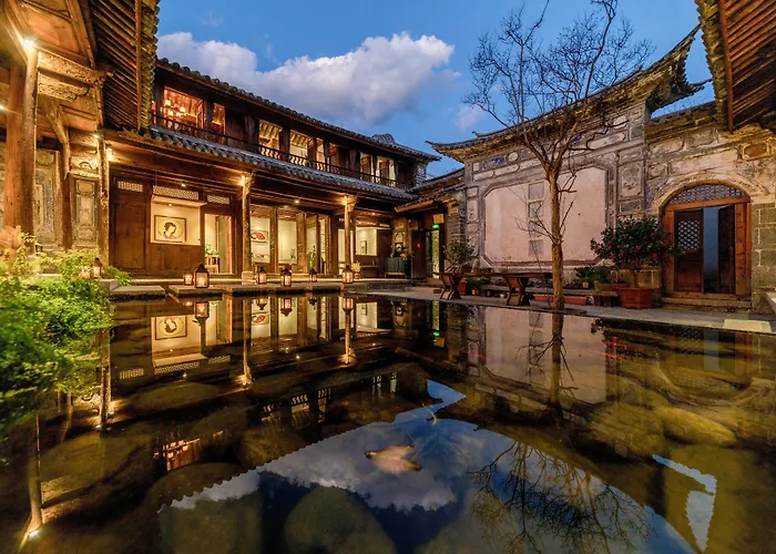 Dali Old Courtyard Boutique Inn