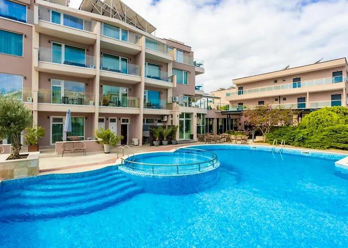 Selena Beach Family Hotel
